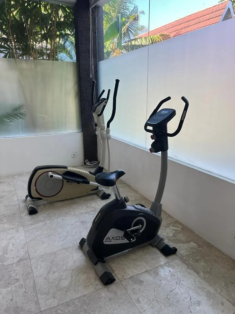 Umalas Suites Seminyak 4*,