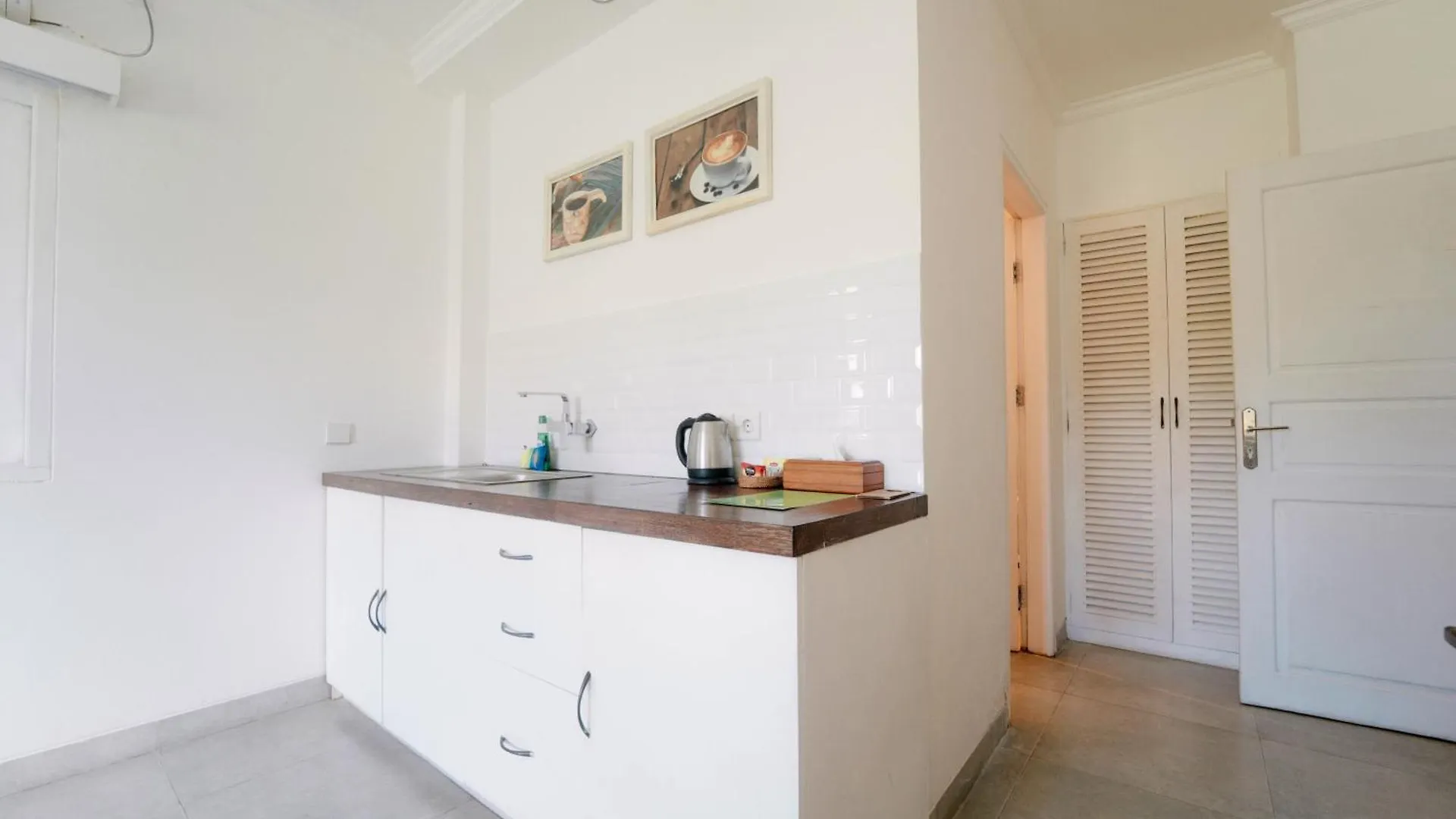 Umalas Suites سمينياك إندونيسيا